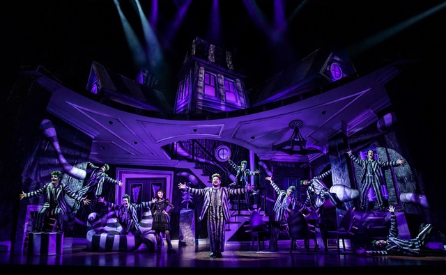 [서울=뉴시스] ALEX BRIGHTMAN AND ORIGINAL BROADWAY CAST. 2020.10.15. (사진 =Matthew Murphy 제공) photo@newsis.com
