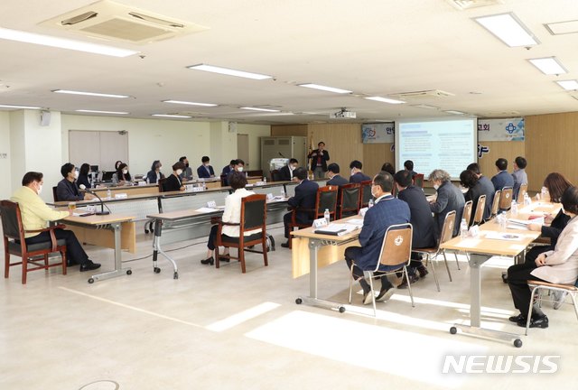 [안양=뉴시스] 박석희 기자 = 인구정책 용역 최종 보고회 현장.