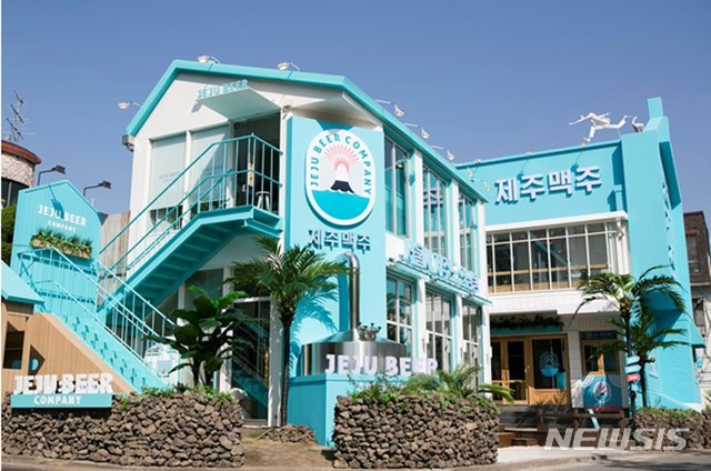 [장수브랜드 탄생비화]국내 수제맥주 대중화 이끌어 낸 '제주 위트 에일'