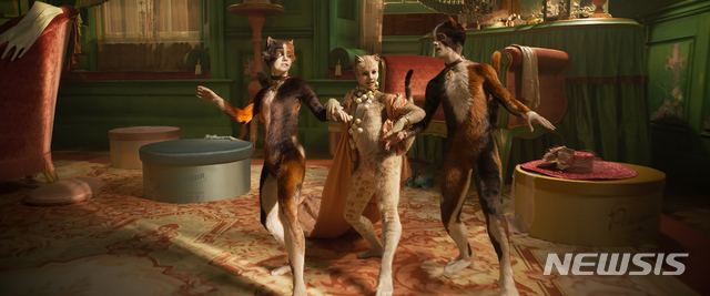 [서울=뉴시스] 영화 '캣츠' 스틸. (사진=넷플릭스 제공)