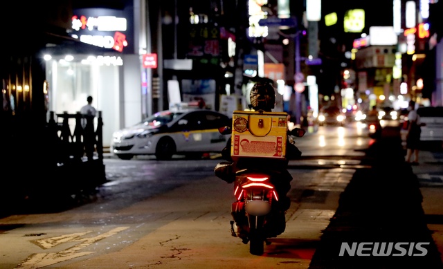 [사진=뉴시스] 고양시 배달 오토바이 photo@newsis.com