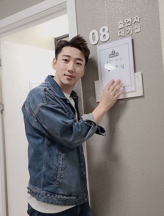 [서울=뉴시스] 개그맨 출신 트로트 가수 영기 (사진 = 영기 SNS) 2020.10.28. photo@newsis.com