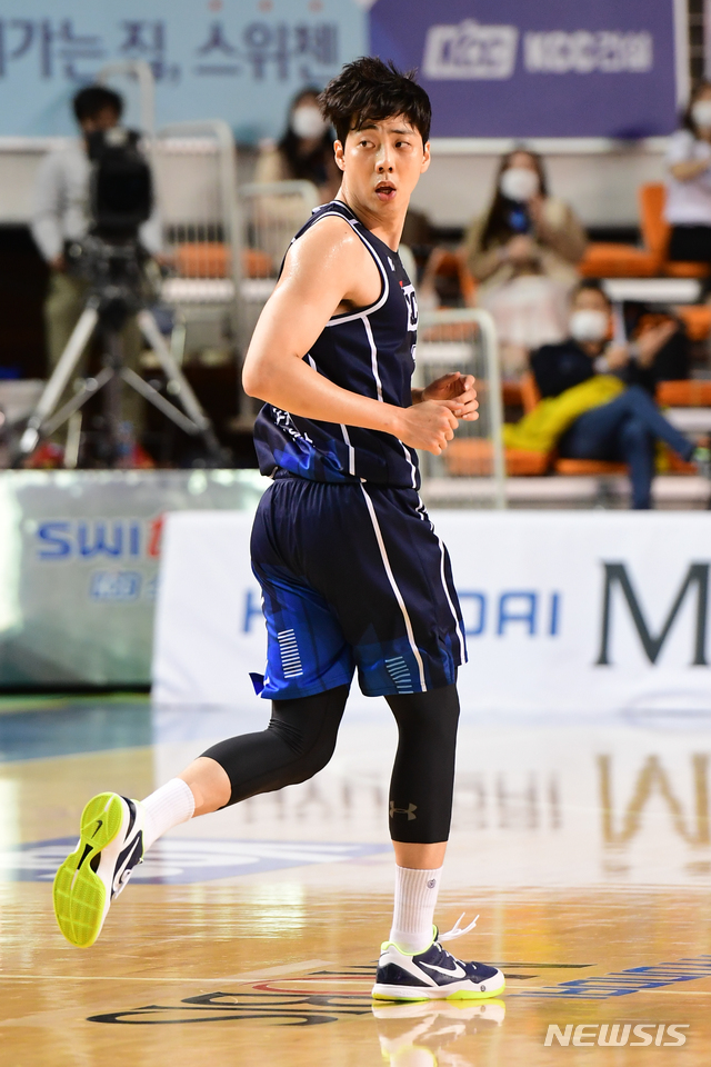 [서울=뉴시스]프로농구 전주 KCC 정창영 (사진 = KBL 제공)