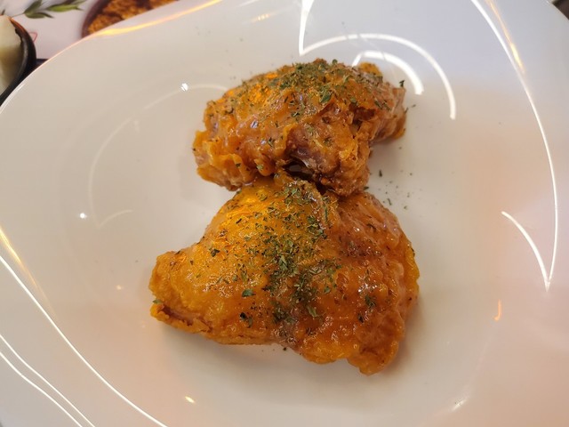 메이플버터갈릭 치킨