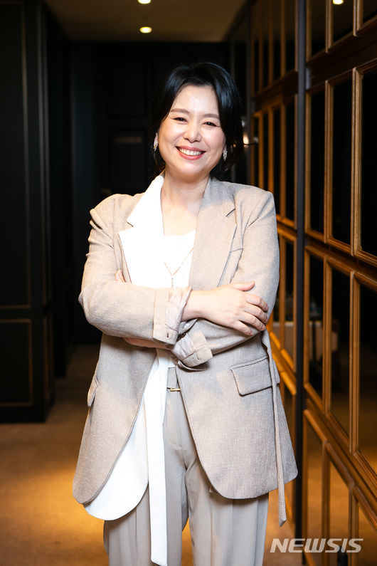 [서울=뉴시스] 영화 '애비규환'에 출연한 배우 장혜진. (사진=리틀빅픽처스 제공) 2020.11.06. photo@newsis.com