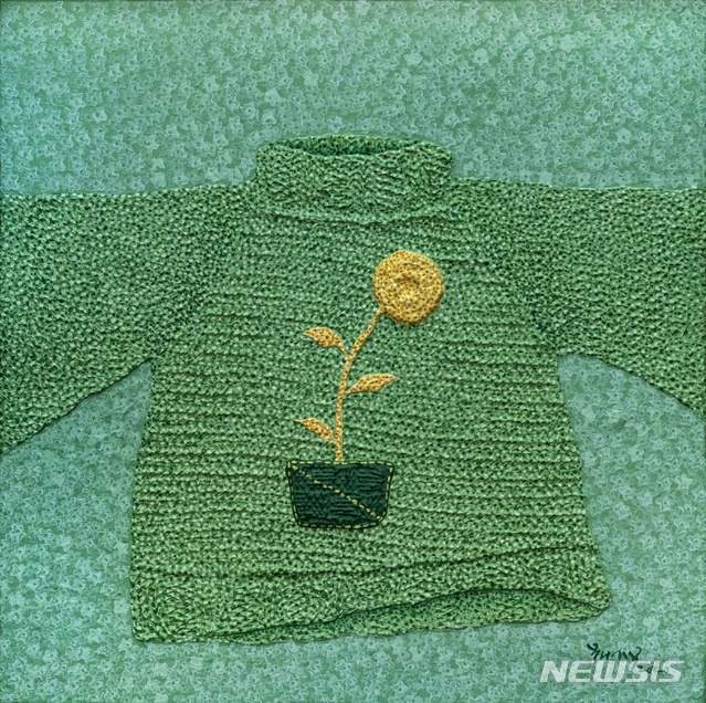 [서울=뉴시스]2020마니프_유미영, Kint wear, 45.5x45.5㎝, Korean paper, mixed media, 2020(사진=MANIF 제공)2020.11.06 photo@newsis.com