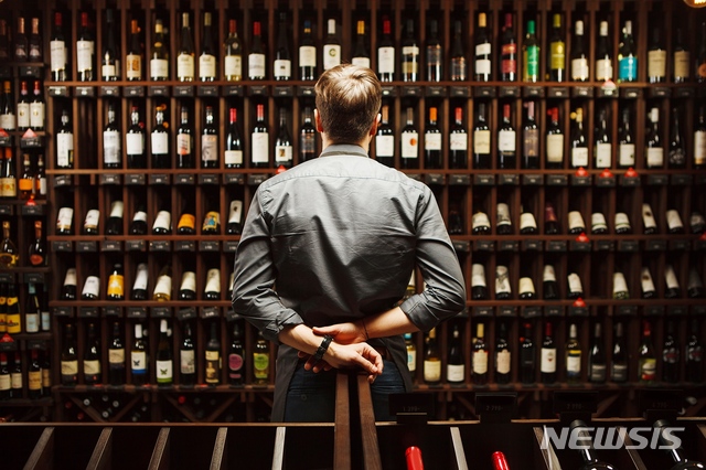 [서울=뉴시스]호텔 서울드래곤시티, '두두 와인 창고' 오픈 