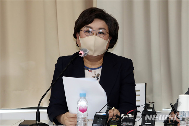 [서울=뉴시스] 조수정 기자 = 이혜훈 전 국민의힘 의원. (공동취재사진) 2020.11.19.  photo@newsis.com