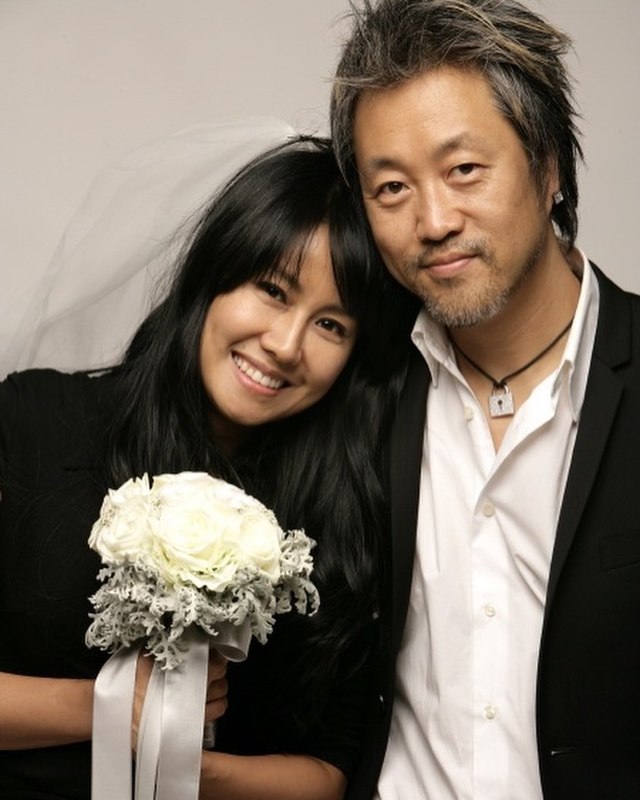 [서울=뉴시스] 김종진·이승신 부부. (사진 = 김종진 인스타그램) 2020.11.20. photo@newsis.com