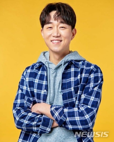 [서울=뉴시스]배우 최성원. (사진=최성원 인스타그램 사진 캡처) 2020.11.21. photo@newsis.com