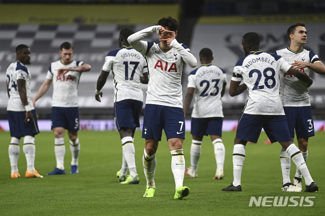 [런던=AP/뉴시스] 손흥민이 맨시티전 결승골로 토트넘 홋스퍼를 1위에 올려 놓았다. 2020.11.21.