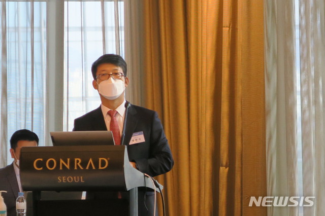 [서울=뉴시스] 배환국 소프트캠프 대표이사가 25일 여의도 콘래드 호텔에서 'Security 365' 출시 기자간담회를 갖고 있다. (사진제공=소프트캠프)