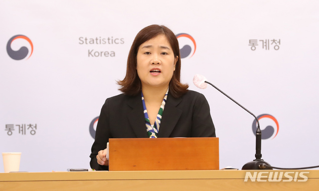 [세종=뉴시스]강종민 기자 = 김진 통계청 행정통계과장. 2020.11.26.&nbsp; ppkjm@newsis.com