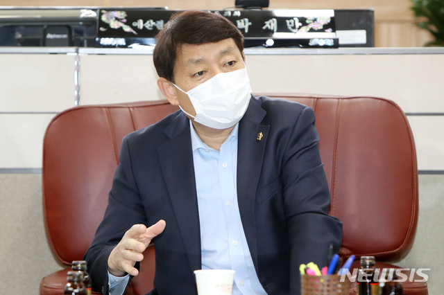 [수원=뉴시스] 박재만 경기도의회 예산결산특별위원회 위원장. (사진=경기도의회 제공)