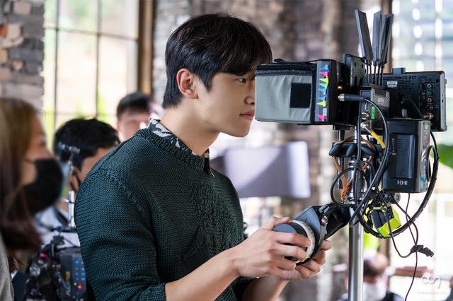 [서울=뉴시스] tvN 주말극 '스타트업'에 출연 중인 김도완 (사진 = 어썸이엔티) 2020.11.30. photo@newsis.com