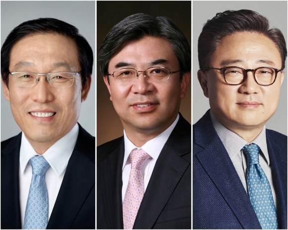 [서울=뉴시스] 삼성전자 김기남 디바이스솔루션(DS)부문장(부회장), 김현석 소비자가전(CE)부문 사장, 고동진 IT·모바일(IM)부문 사장. 사진 삼성전자