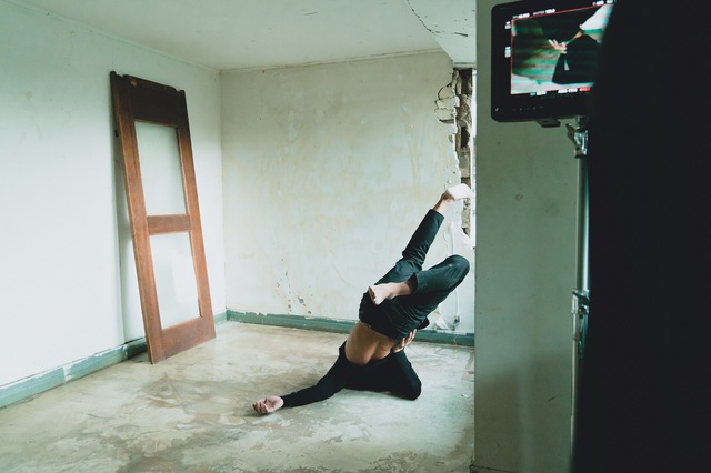 [서울=뉴시스] 비접촉즉흥. 2020.12.03. (사진 = 국립현대무용단 제공) photo@newsis.com 