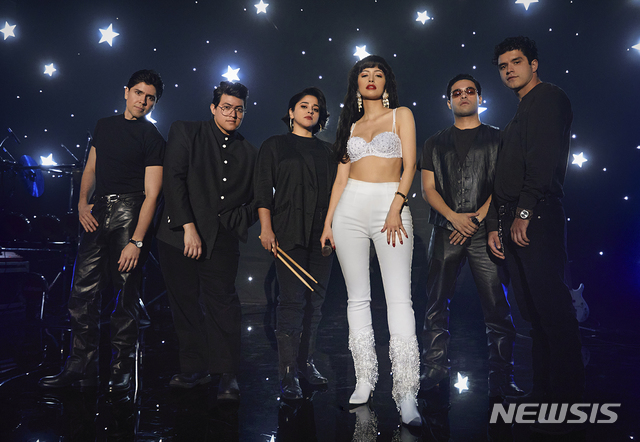 [서울=뉴시스] 넷플릭스 오리지널 시리즈 '셀레나' 스틸. (사진=넷플릭스 제공) 2020.12.04 photo@newsis.com