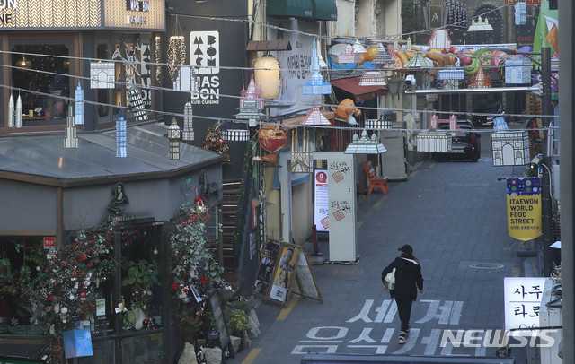 벼랑 끝 내몰린 자영업자…상반기에만 대출 70조원 받아