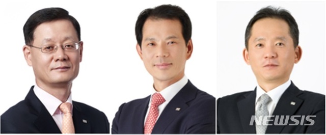 [서울=뉴시스] (왼쪽부터) 김병윤 사장, 민경부 사장, 강성범 부사장 