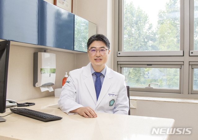 [칼럼]혈액암 일종 다발골수종, 조혈모세포이식으로 생존율 높여