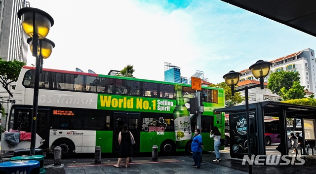진로 두꺼비, 싱가포르 시내 16개 주요 노선 버스에 랩핑 홍보 