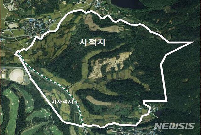 [서울=뉴시스]경주 손곡동과 물천리 유적지 터 전경(사진=문화재청 제공)2020.12.18 photo@newsis.com