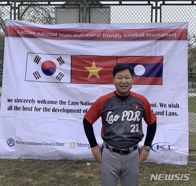 [서울=뉴시스] 이만수 전 SK 와이번스 감독. (사진 = 헐크파운데이션 제공)