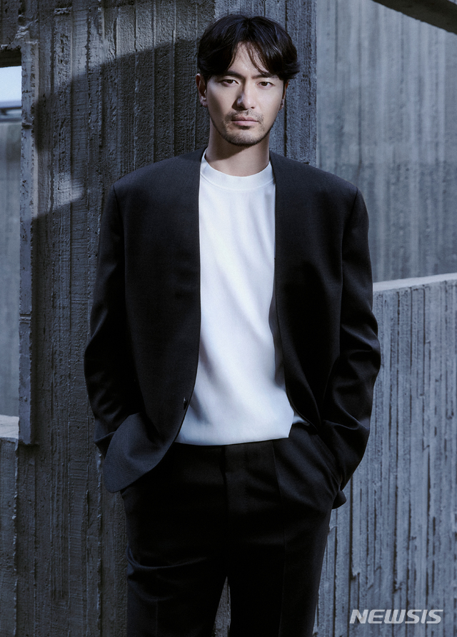 [서울=뉴시스]넷플릭스 드라마 '스위트홈' 주연 배우 이진욱. (사진=넷플릭스 제공) 2020.12.22 photo@newsis.com