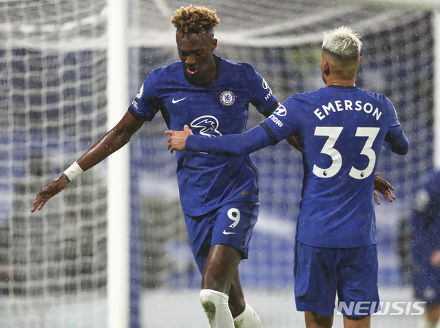 [런던=AP/뉴시스] 첼시가 연패에서 탈출하며 5위로 올라섰다. 2020.12.21.