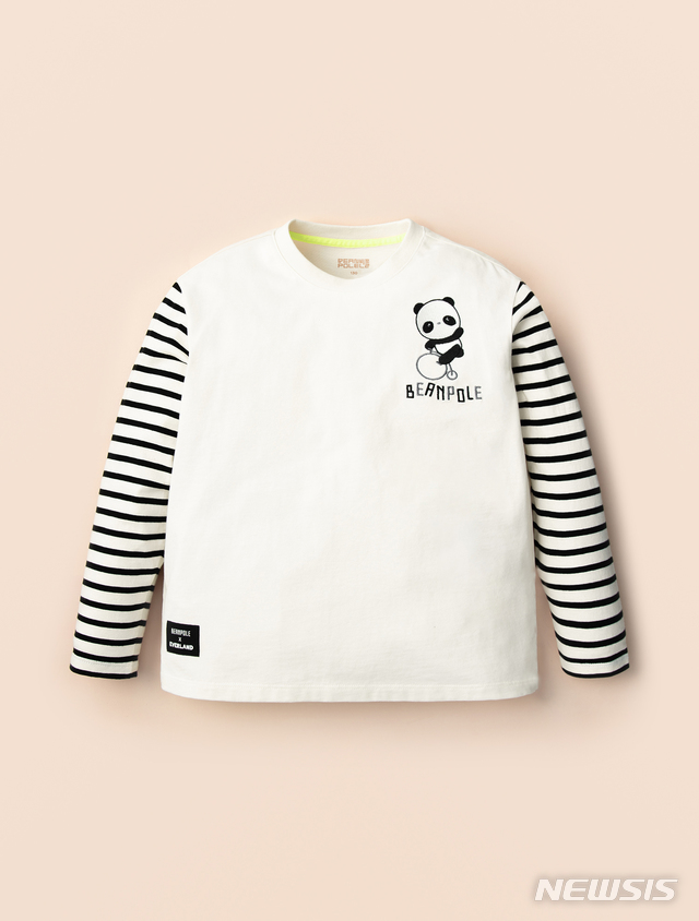 [서울=뉴시스] 온라인 전용 브랜드 빈폴키즈가 에버랜드와 협업해 아기 판다 '푸바오'의 이미지를 활용한 협업 상품을 출시했다. (사진=삼성물산 패션부문 제공)