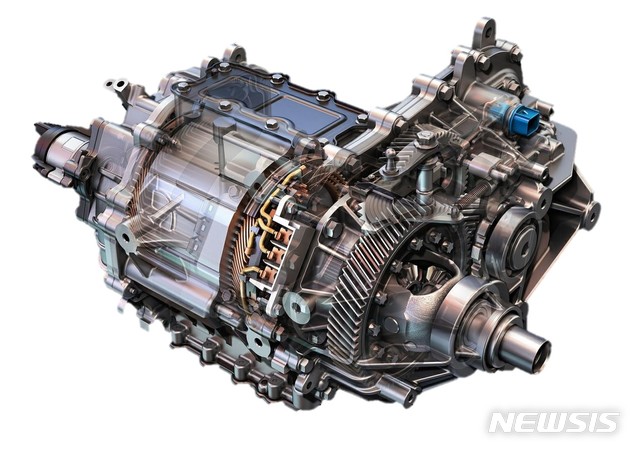 [서울=뉴시스] 전기차 파워트레인의 핵심 부품인 구동모터 (제공=LG전자)
