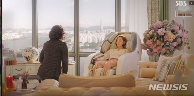 [서울=뉴시스] SBS TV 월화드라마 '펜트하우스' 제18회 (사진= SBS TV '펜트하우스' 방송 캡처) 2020.12.30. photo@newsis.com 