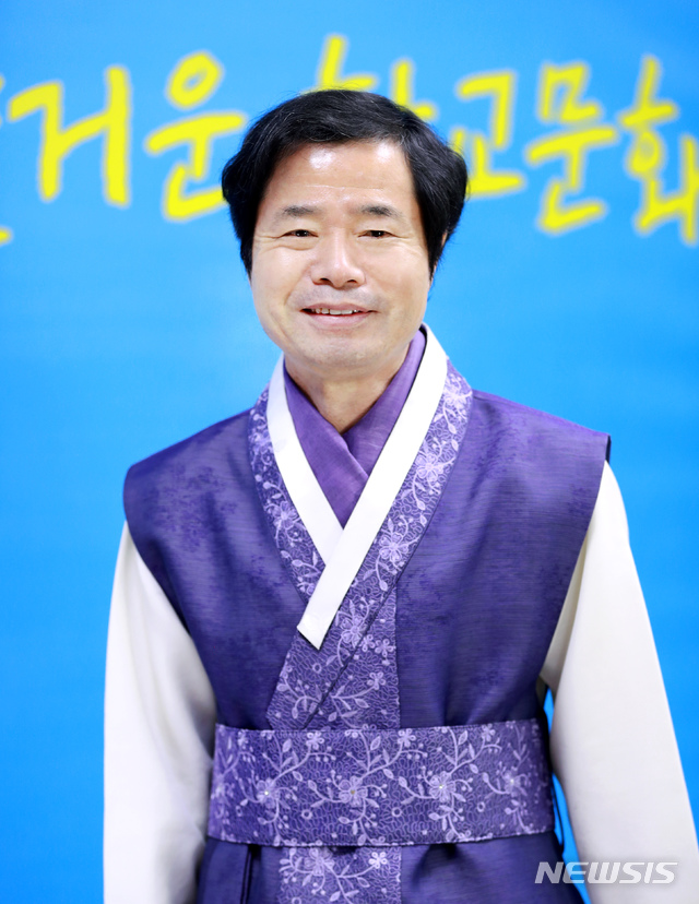 [전주=뉴시스] 김승환 전라북도교육감