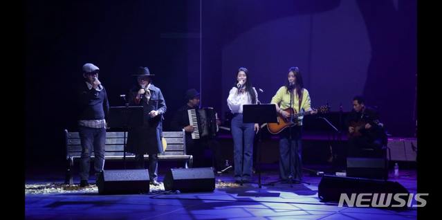 '창밖에는,과천풍경'-공연 현장.