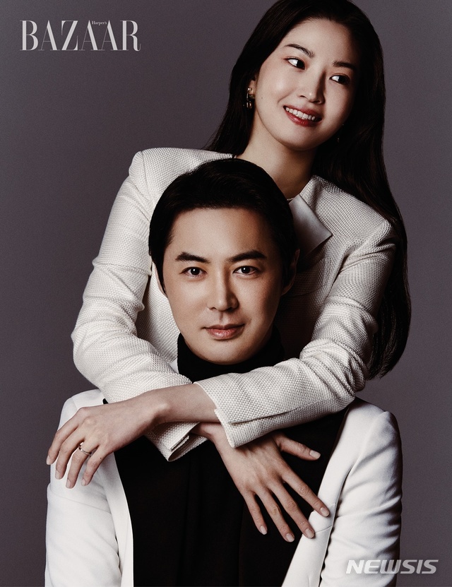 [서울=뉴시스]전진, 류이서 부부. (사진=패션 매거진 하퍼스 바자(Harper’s Bazaar) 제공) 2021.01.04. photo@newsis.com