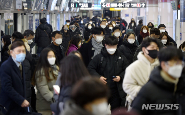 새해 기지개 켠 소비심리…'집값 오른다' 전망 역대 2위