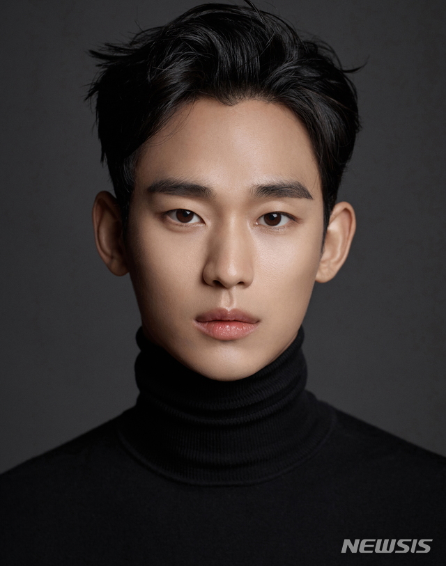 [서울=뉴시스]배우 김수현. (사진=골드메달리스트 제공) 2021.01.05. photo@newsis.com
