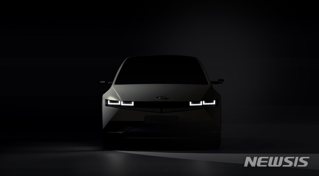 현대차 전용전기차 '아이오닉5', 오후 4시 세계 최초 공개
