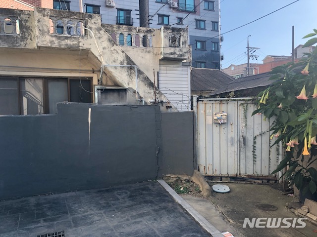 [수원=뉴시스] 방치된 빈집. (사진=경기도 제공)