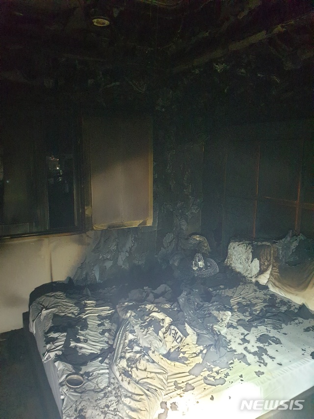 영양군 소재 숙박업소 화재 현장 (사진=경북소방본부 제공)