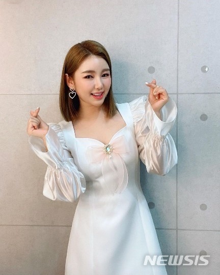 [서울=뉴시스]송가인. (사진=송가인 인스타그램 사진 캡처) 2021.01.25. photo@newsis.com