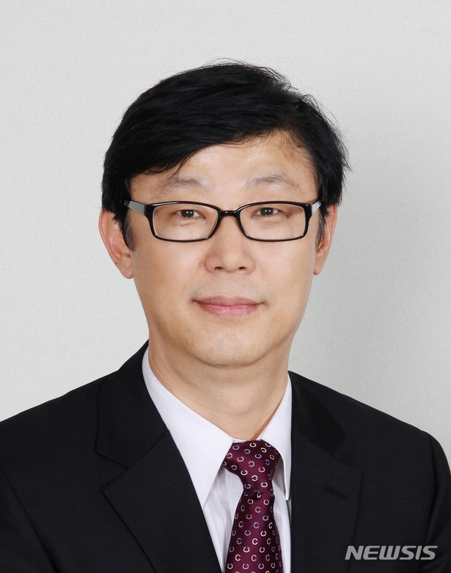 [서울=뉴시스] 우진하 대한남자간호사회 회장. 