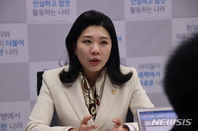 [서울=뉴시스] 신현영 더불어민주당 의원이 지난 2일 뉴시스와 인터뷰를 가졌다. (사진= 의원실 제공) photo@newsis.com