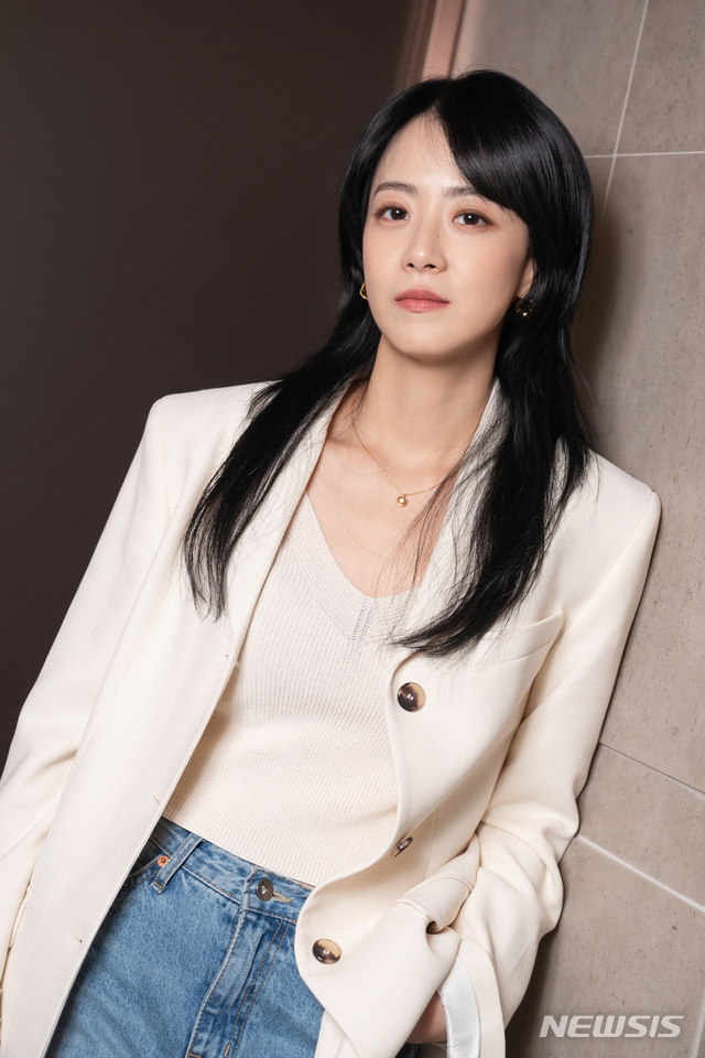 [서울=뉴시스]배우 류현경. (사진=롯데엔터테인먼트 제공) 2021.02.05. photo@newsis.com