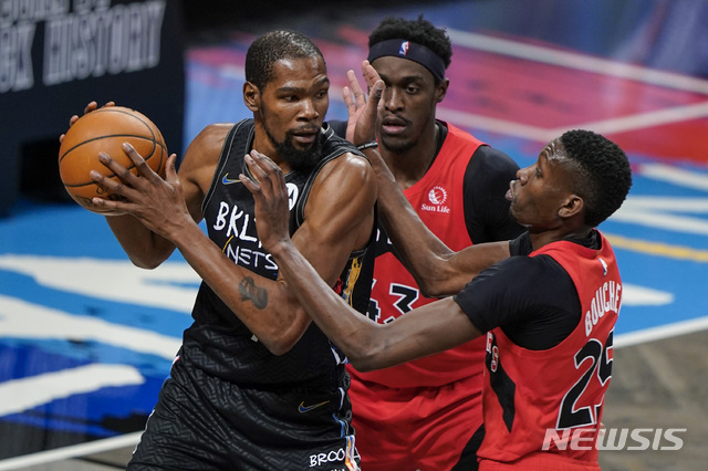 [뉴욕=AP/뉴시스] NBA 스타 케빈 듀란트. 2021.02.05.