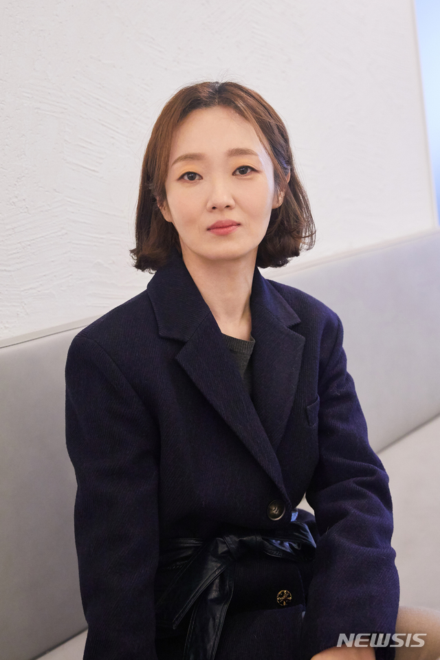 [서울=뉴시스]배우 이봉련. (사진=씨제스엔터테인먼트 제공) 2021.02.07. photo@newsis.com