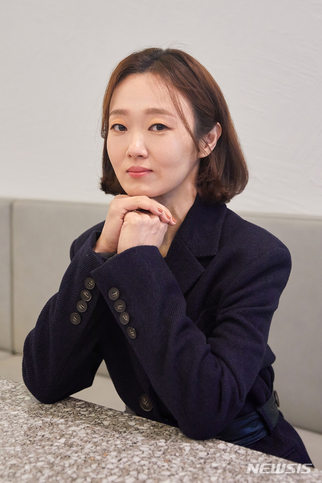 [서울=뉴시스]배우 이봉련. (사진=씨제스엔터테인먼트 제공) 2021.02.07. photo@newsis.com