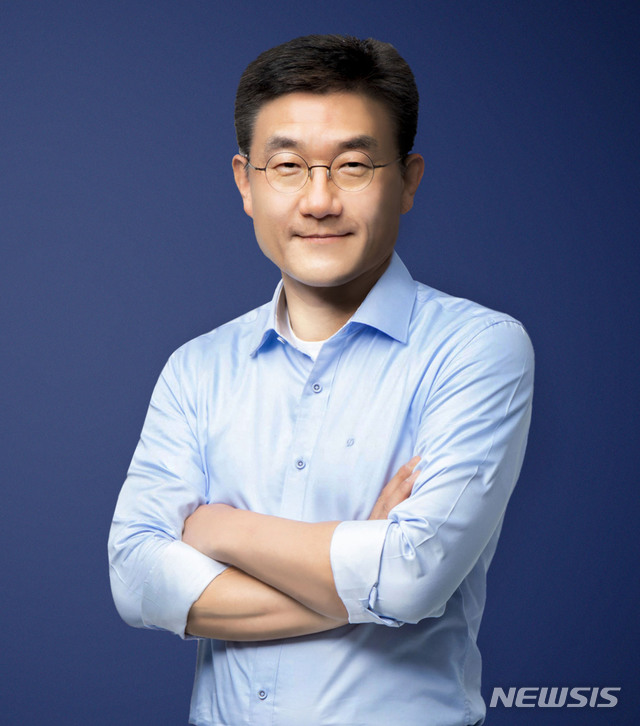 [서울=뉴시스] 백수하 쿠팡 커뮤니케이션 담당 부사장. (사진=쿠팡)