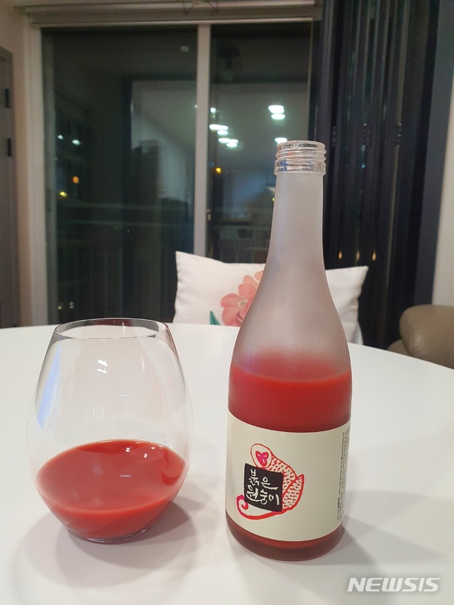 [서울=뉴시스]이예슬 기자=술샘의 붉은원숭이 막걸리. 